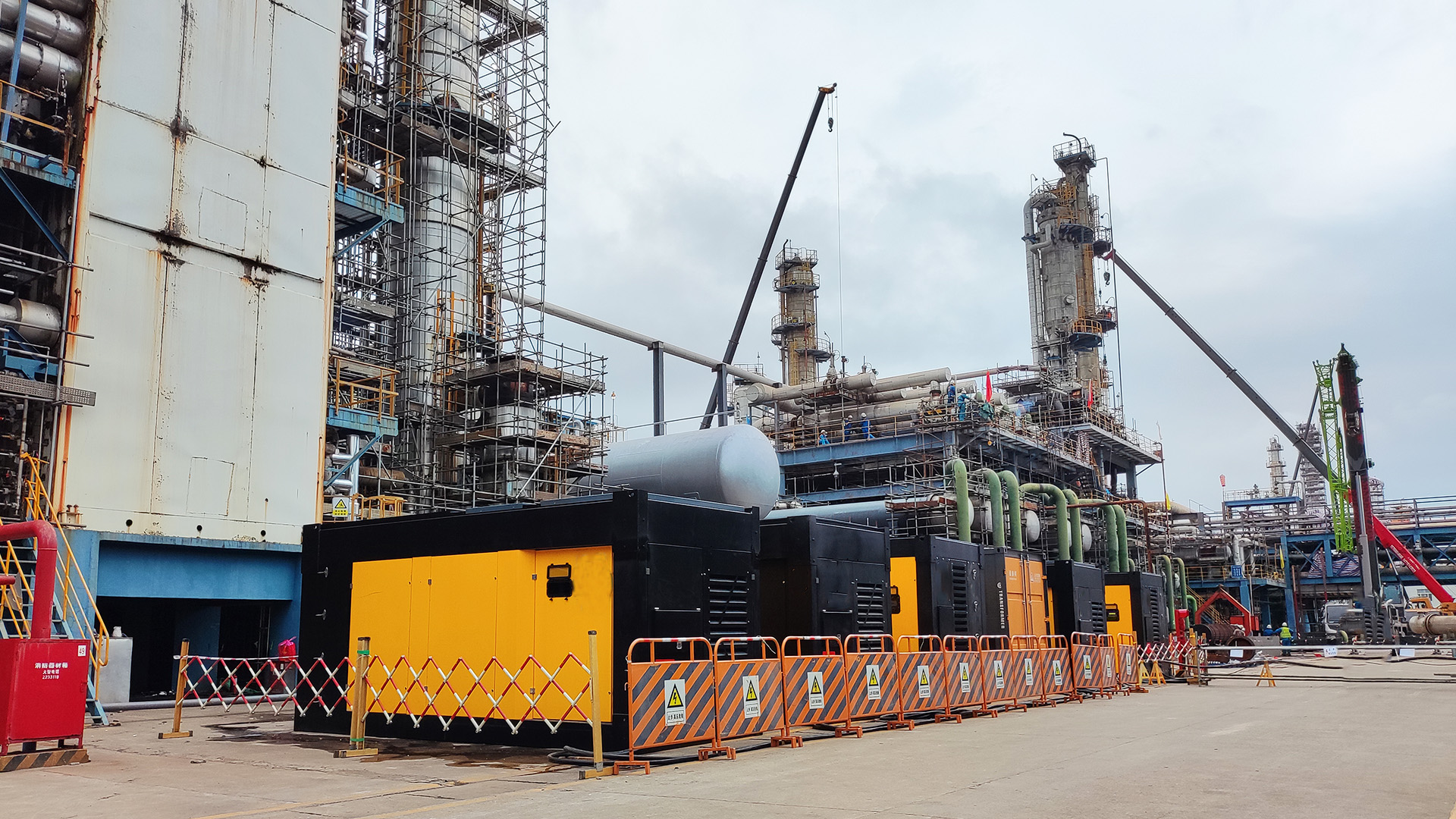 無油空壓機(jī)租賃-英柯艾爾